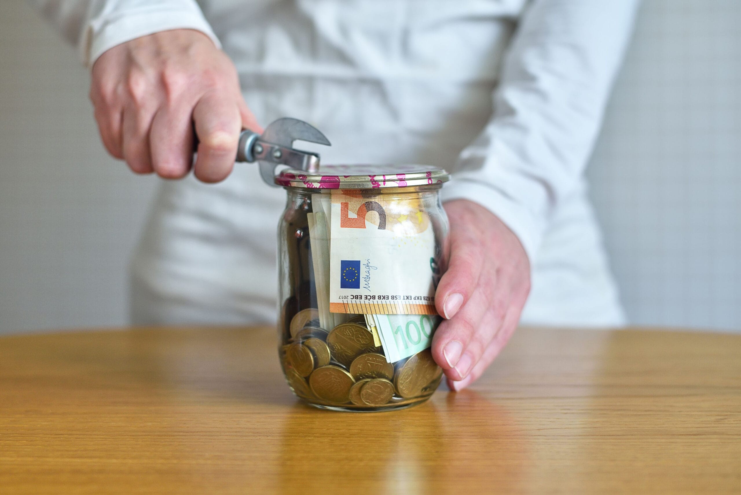 Wanneer kies je voor lenen in plaats van sparen?